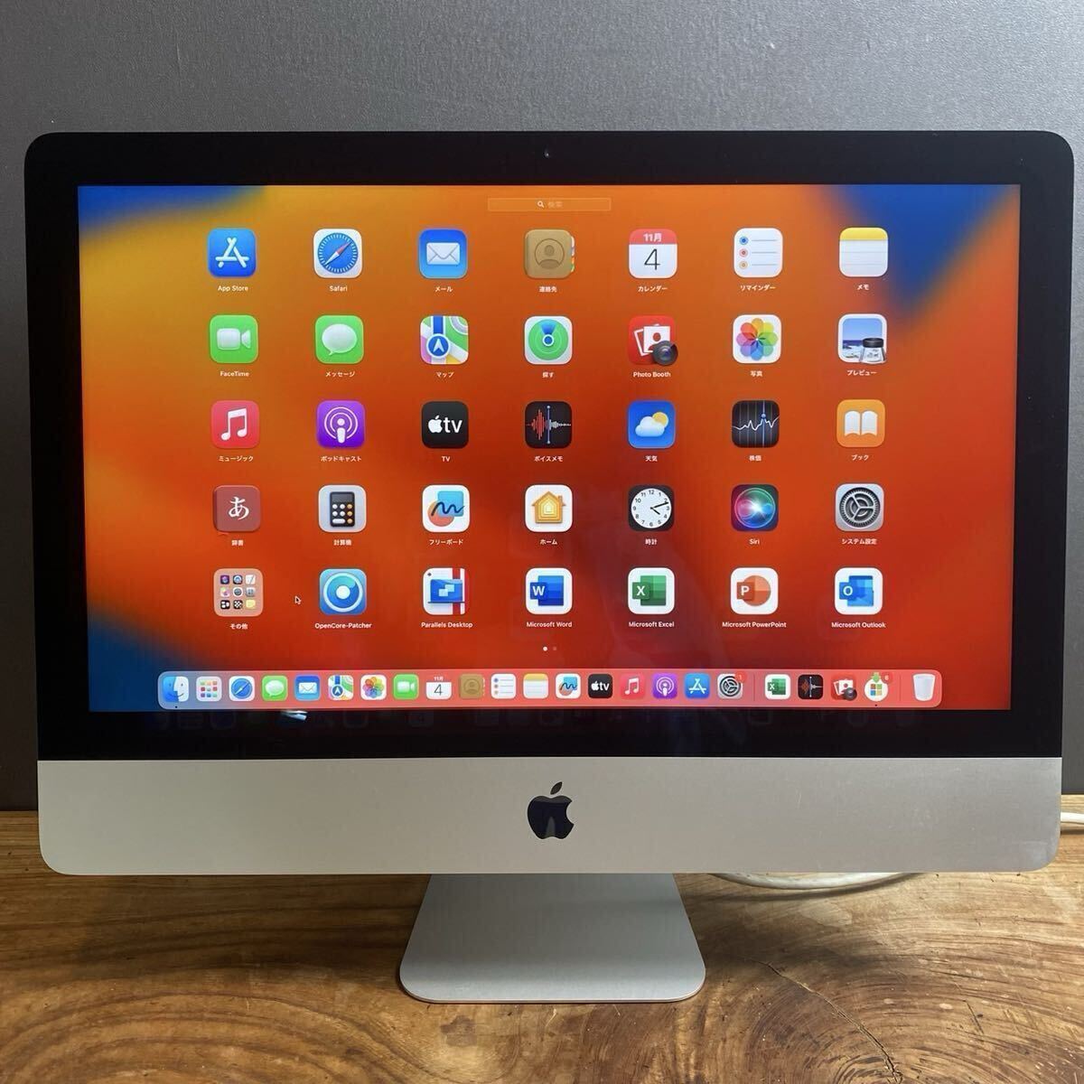 マックライフの【中古】送料無料［良品］Apple iMac 21.5インチ（Mid 2014）/ Core i5 / メモリ8GB / SSD512GB / Windows11 / Office2021 /整備品 保証あり　初期設定不要 無料サポート｜アングル3