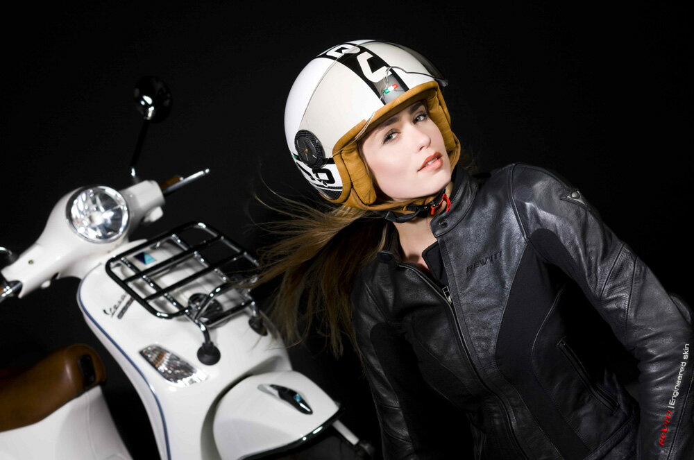 安全性とデザイン性 どっちを取る Sr400に合うヘルメット人気8選 暮らし の