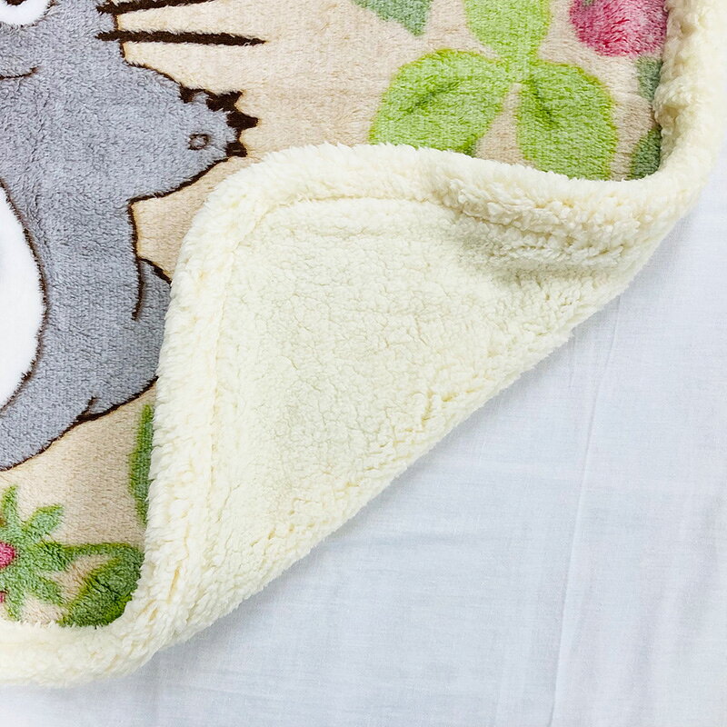 シープ調ひざ掛け毛布となりのトトロ 茂みの中サイズ約70×100cmジブリひざ掛けおしゃれふわふわ暖かかわいい毛布暖かいあったか秋冬毛布素材クリスマスプレゼント maedafuton-10016241 タオル福袋 寝具のまえだふとん店 サンプル画像3