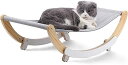 完璧なプレミアム品質の猫ハンモック：ペットの猫ハンモックは松材と合板で作られています。 ほとんどの猫: 子犬、猫、その他の小さなペットは新しいベッドが大好きです。 7KGも楽々持ち運べます。 揺れ防止デザイン - スタンド付き猫用ハンモックは猫用に特別に設計されています。 丁寧に配置されたアンカーが揺れを軽減し、猫がベッドの上でも安心してご使用いただけます。 お手入れ簡単 - リネンマットはリバーシブルで、洗濯機で洗え、取り外し可能です。 暑い日には犬を涼しく保ちます。 これは、硬い床で寝たり昼寝したりするときにペットを床から遠ざけるのに最適な場所です。 ペットを専用のハンモックで快適に保ちます。
