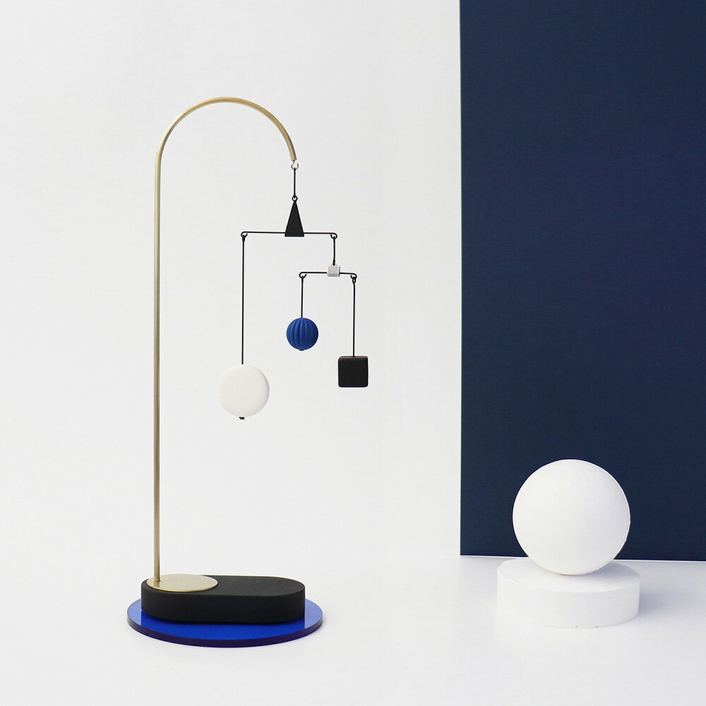 �ǥ��ե塼���� ����ƥꥢ ��ӡ��� BLUE BALCONY �֥롼�Х륳�ˡ� Diffuser Desk Mobile