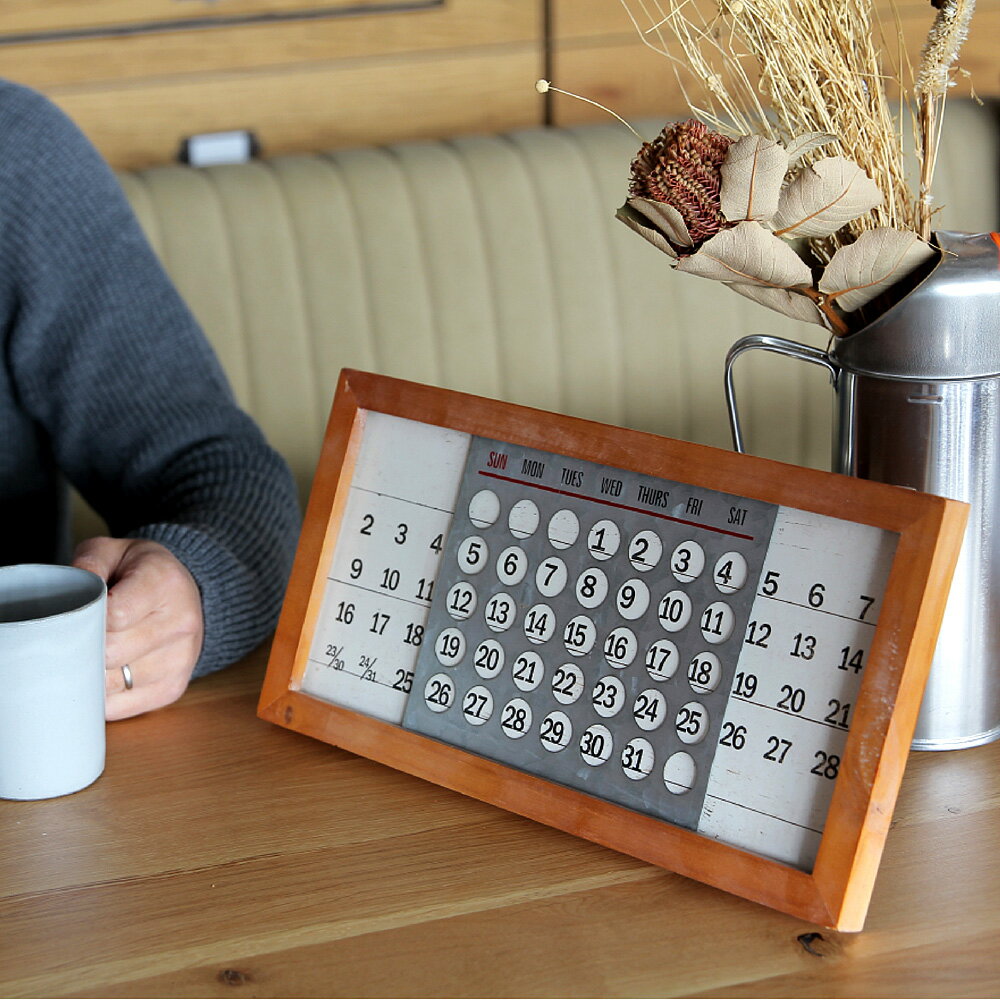 WOODEN PERPETUAL CALENDAR MINI ( ウッデンパーペチュアル カレンダー ミニ ) ナチュラル 万年カレンダー アンティーク レトロ ブリキ 壁掛け 置き magnet