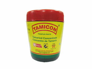 TAMICON Tamarind Paste タマリンドペーストは、フルーティな酸味を加えるのにぴったり。インドのデイツとも呼ばれるタマリンドは、生、パウダー、そしてバー等、いろいろな形状で親しまれています。梅を連想する様な味わいで、フルーティな酸味とまろやかさ。お酢とはひと味違った酸味を加えることができます。インドではチャツネやピクルス、サンバル、ピラフ等に使われタイ料理のトムヤムクンの酸味のもととしても知られています。 「ベジタリアン(vegetarian)」という言葉をそのまま訳すと、「菜食主義者」「菜食（主義）の」となります。ベジタブル＝野菜の語尾が変化したものと思われやすいのですが、もともとは「健全な、新鮮な、元気のある」という意味のラテン語「vegetus」に由来しています。ベジタリアンにもいくつかのタイプがありますが、「アンビカ」では、インディアン・ベジタリアン(Indian Vegetarian) ＜ヒンドゥー教の教えに基づくインドの菜食主義者。肉、魚、卵をとらず多少の乳製品をとる。＞の人が安心して買い物ができる商品をご用意しております。 商品情報 ・・・・・・・・・・・・・・・・・・・・・・・・・・・・・・・・・・・・・・・・・・・・・・・・・・・・・・・・・・・・・・・・・・・・・・・・・ 商品No 原材料 タマリンド Nutritional Information Per 100g Energy : 240kcal Protein : 2.5gm. Fat : 0.05gm. Carbohydrates : 58.0gm. 分類 食品 機能 インディアンベジタリアン 商品名 TAMICON Tamarind Paste タマリンドペースト 価格 650円 (税別) 内容 200g 期限 製造年月日より3年(未開封) 輸入者 アンビカトレーディング株式会社 原産国 インド JAN 8902761111556 　 使用方法 エスニック料理の酸味付けなどに御利用下さい。 インドでは、チャツネやピクルス、サンバル、ピラフ等に使われタイ料理のトムヤムクンの酸味のもととしても利用されています。 アンビカトレーディング 食品 &gt; 調味料 &gt; 香辛料