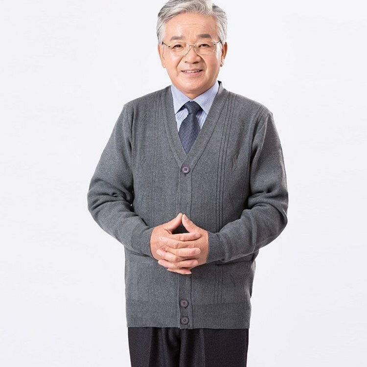 ニットカーディガン 2L 薄手 2XL XL ボタン 秋服 羽織り 秋物 ライトアウター 長袖 インナー 無地 シンプル 大きいサイズ プレゼント Vネック LL 3XL 【送料無料】シニア グレー 父 敬老の日 メンズ maguro-beya-10027545 MONONOKE SHOP サンプル画像2