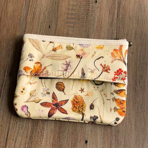 LIBERTYリバティプリントを使ったティッシュポーチ<Floral Eve>(フローラルイブ)YEイエロー 948115 LIBERTYリバティプリントを使ったティッシュポーチ<Floral Eve>(フローラルイブ)YEイエロー 948115