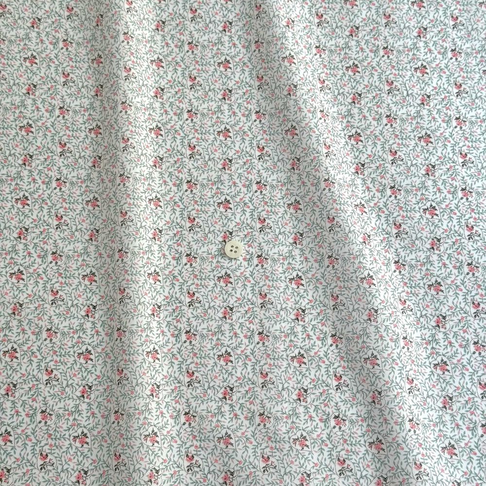 LIBERTY FABRICS リバティプリント イタリア製オーガニックタナローン生地＜Heartfelt＞(ハートフェルト)【ピンク×グリーン】157J932-25BU