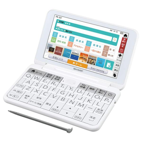 PW-SS7-W : シャープ(SHARP)◎1枚目の商品画像はサンプル画像です。実際に届く商品と異なります。◎当社運営の複数のショッピングサイトでも同時掲載されております為、ご注文の段階でタイミングによっては在庫がない場合もございます。 電子辞書本体（中古良品、タッチペン付属）とUSBケーブル （中古品、社外品）のみです。 元箱や説明書など他のものはありません。 　本体の外側は、傷・汚れが中程度にありますが、特に深刻なダメージは無く、並の中古レベルです。 底面のゴム脚は2つともついています。 　本体の内側は、主に周辺部（特にモニター枠部やその対向側など閉じた時にぶつかる部分）に、傷・汚れが中程度ありますが、全体的な印象は綺麗で良レベルです。 　動作は正常です。 　液晶画面は、黄ばみもなく、良好です。 　タッチペンとUSBケーブルは、おおむね綺麗で良レベルです。 　前所有者のユーザー名が登録されており、パスワード不明のため変更できませんが、通常使用に支障はありません。 （光の反射等によりすべての傷・汚れは写りきっていませんので予め ※沖縄・離島へのお届けの場合、別途送料が発生する可能性がございますので、事前にご連絡ください。