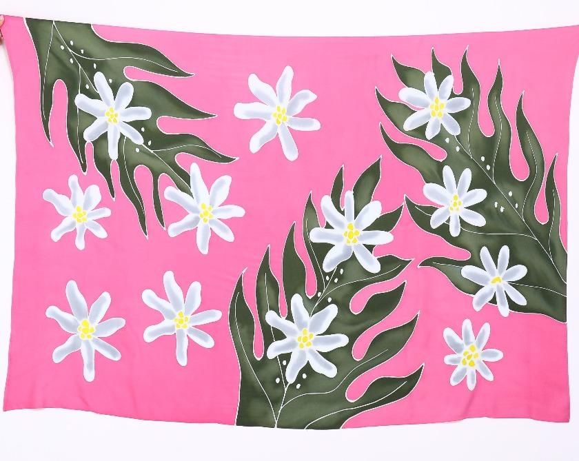 【送料無料】ティアレ モンステラ【 ピンク 】 ハンドペイント フル サイズ パレオ タヒチアンダンス フラダンス 衣装 ランチョンマット インテリア ハワイアン ディスプレイ テーブルクロス 南国 トロピカル ひざ掛け ブランケット ビーチマットのサムネイル