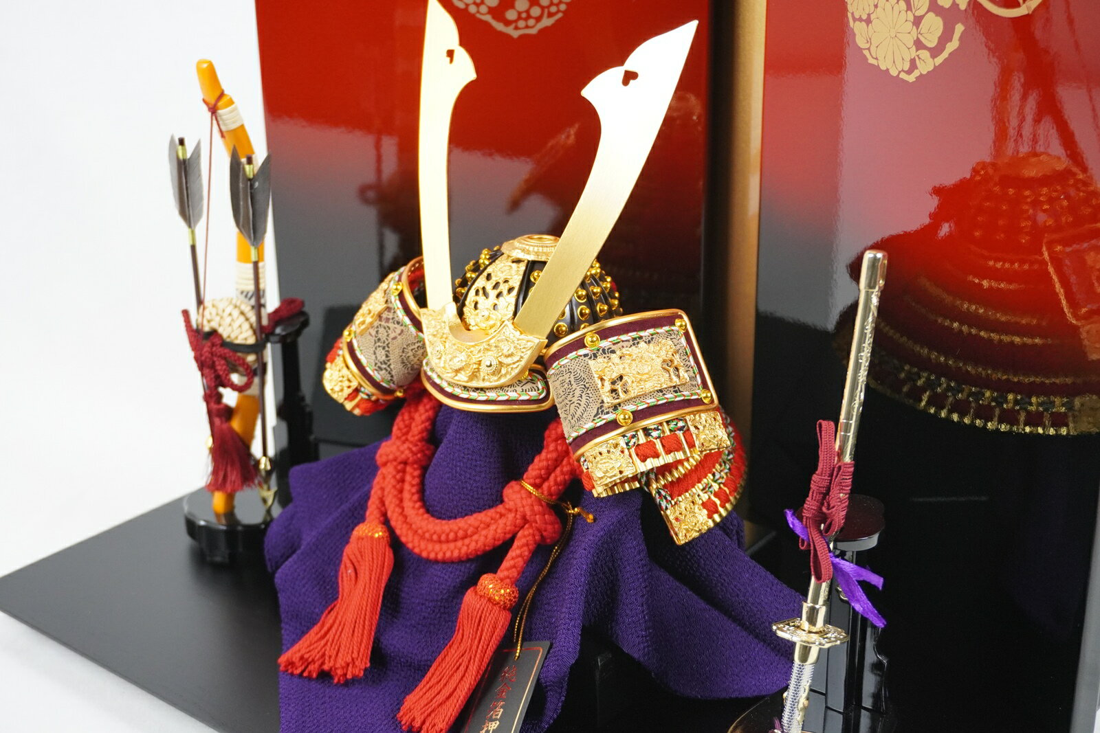 紅兜飾り8号一徳作|コンパクトでおしゃれな五月人形兜節句兜五月人形収納飾り飾りコンパクトおしゃれかわいい可愛い高品質高級上質上品端午の節句贈り物日本製