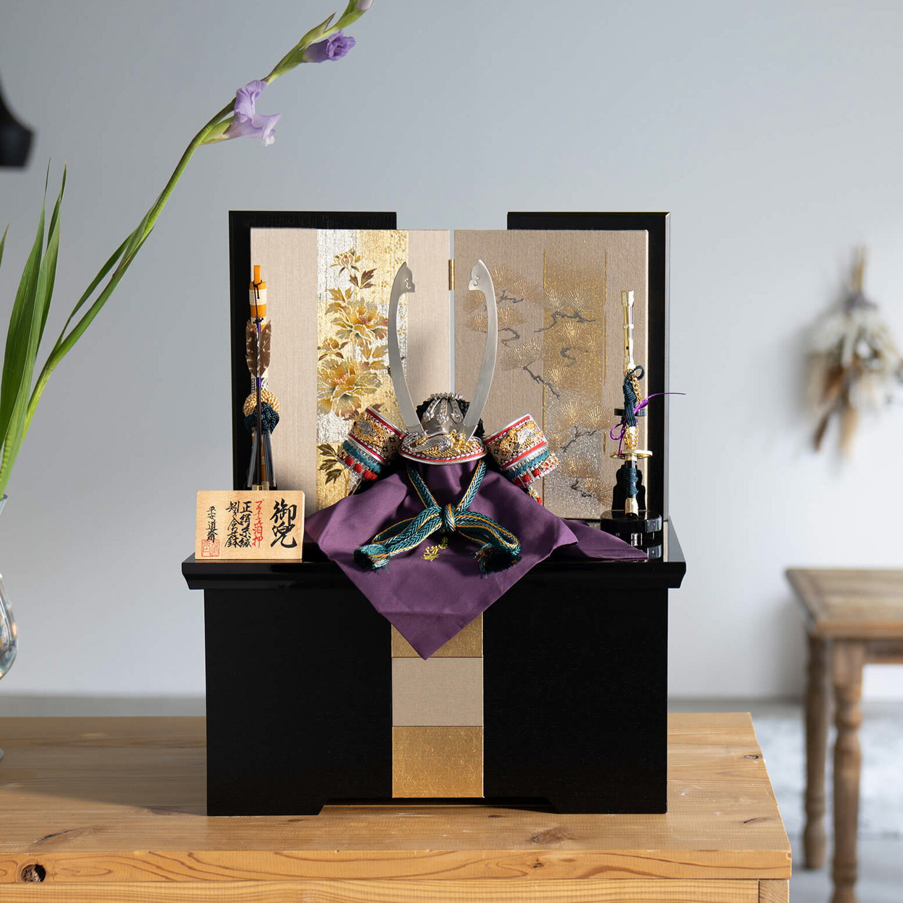 【選べる名前札プレゼント】五月人形 兜 コンパクト おしゃれ モダン 人気 インテリア 高級 わかば収納飾り 黒 7号 雄山作 白光 名入れ 木札付き 日本製