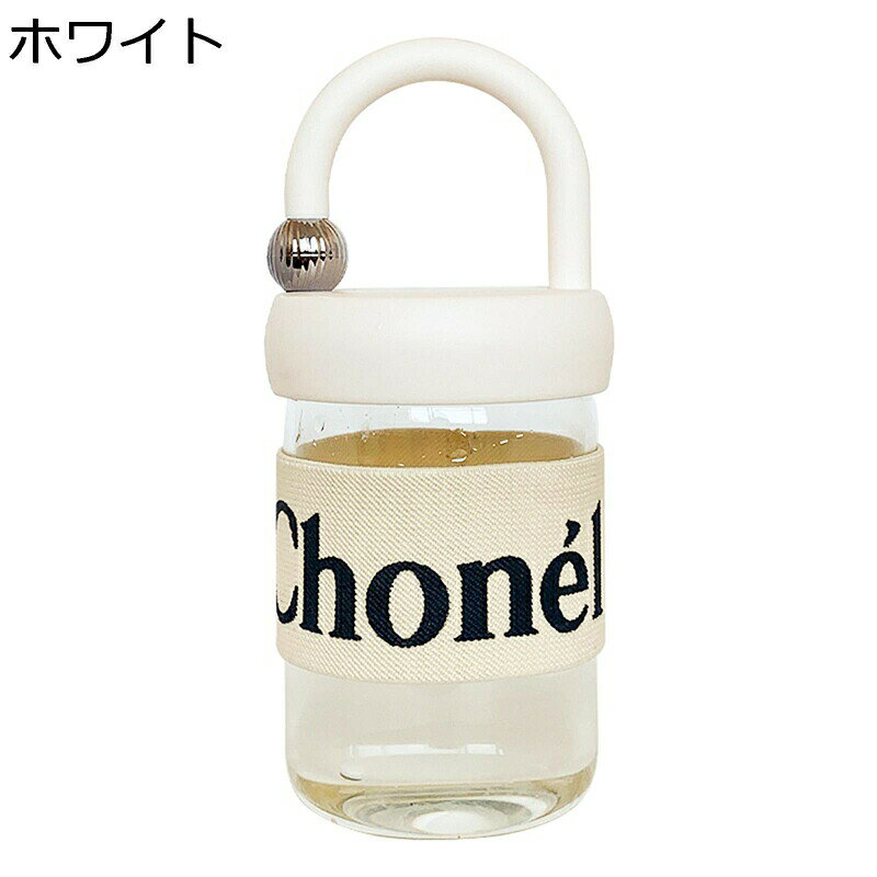　　　 ◆◇◆人気の秘密◆◇◆ 【サイズ】サイズ：約7*12.5CM、容量：450ML 【食品衛生検査基準を満たすガラス水筒】：ホウケイ酸塩ガラスで作られ、鉛やカドミウムは含まれていません。耐熱性と耐寒性に優れ、冷蔵庫に入れても割れません。注意事項：：ウォーターボトルにお湯を入れたあと、すぐに蓋をしめないでください。蓋が圧力で押し出さるれからです。 【持ち運び便利】人間化されたハンドルのデザインは、持ち運びを容易にします。専用ボトルです、耐久性があり、冷凍も可能です。どこにでも携帯し易いようにデザインされています。あなたの水分補給をより機能的でスタイリッシュなものへすることでしょう！ 水筒 プラスチック 洗いやすい 【軽量】軽量、携帯用で持ち運びしやすい、クライミングやトレーニング、ジョギングなどアウトドアの運動時は水分補給ができます。 【適用】オフィス使いにもお出かけにも便利なウォーターボトルです。よく洗えます。キャンプ用だけではなく、室内も兼用！ 　　　◆◇◆注意事項◆◇◆ご覧のモニターの環境、撮影環境により実物と色味が異なって見える場合がございます。湿った状態で他のものと擦り合わせると色が移る恐れがあります。濃色品の洗濯時は、白色、淡色と分けて洗ってください。説明 【製品仕様】 製品名：ウォーターボトル 容量：450ML 素材：ガラス 素材：PC / PP / 耐熱性：0-100℃ ■適用性：軽くて持ちやすい水筒で、通勤、通学、収納、ショッピング、ビジネス、国内、出張。 【特徴】 -高品質なガラス採用で安全性に優れ、割れにくい。環境にもやさしい -すべての部品は掃除のために簡単に取り外しでき、子供にも安全です。 -漏れ防止、飛散防止、傷防止余分な強度のための保持ループ付きのねじ蓋、環境に優しい。 【ご注意】 ▽海外出荷なので、ご注文承り後、通常は7日-14日でお届け出来ます。ご了承ください。 ▽何かの質問があれば、ご遠慮なくメールにてお問い合わせください。弊店はご要望に応じられるよう最善を尽くしますから、ご安心くださいませ。