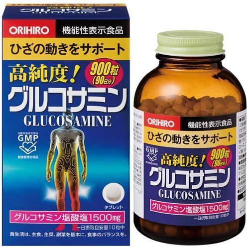 【オリヒロ 高純度 グルコサミン粒の商品詳細】 ●本品に使用しているグルコサミンは、一度精製したグルコサミンを再結晶処理により、さらに純粋化したものを使用しています。このグルコサミンは高純度であるため結晶の粒子が整い、溶解性が高く、独特の臭いが低減されています。 ●グルコサミン、コンドロイチンを含むムコ多糖蛋白複合体、発酵コラーゲン分解物に加え、2型コラーゲンを含む鶏軟骨抽出物、ヒアルロン酸を、大豆胚芽抽出物、VK2 を、その他ビタミン・ミネラル類はCa、Mg、Zn、VB1、VB6、VD、葉酸を配合。 ●たっぷり使える大容量90 日分。これまで以上にもっと長くご愛顧ください。 【栄養成分(栄養機能食品)】 グルコサミン塩酸塩 【保健機能食品表示】 本品にはグルコサミン塩酸塩が含まれます。グルコサミン塩酸塩は膝の動き(曲げ伸ばし)をサポートし、膝の違和感を軽減することが報告されています。本品は膝関節に関する生活の質を高めたい方に適した食品です。 【1日あたりの摂取目安量】 10粒 【召し上がり方】 1日10粒を目安に、水またはお湯と共にお召し上がりください。 【品名・名称】 グルコサミン加工食品 【オリヒロ 高純度 グルコサミン粒の原材料】 ムコ多糖蛋白複合体、発酵コラーゲン分解物(ゼラチンを含む)、デキストリン、ドロマイト、亜鉛含有酵母、鶏軟骨抽出物、大豆胚芽抽出物、ビタミンK含有食用油脂粉末／グルコサミン(えび・かに由来)、結晶セルロース、グリセリン脂肪酸エステル、二酸化ケイ素、V.B6、V.B1、ヒアルロン酸、V.D、葉酸 【栄養成分】 ★10粒(2.5g)中 熱量：9.9kcaL たん白質：0.8g 脂質：0.068g 炭水化物：1.52g 食塩相当量：0-0.01g カルシウム：17mg マグネシウム：10mg 亜鉛：1.0mg ビタミンB1：2.0mg ビタミンB6：3.5mg ビタミンD：3.5μg ビタミンK：10μg 葉酸：250μg ★機能性関与成分／製品10粒(2.5g)中 グルコサミン塩酸塩：1500mg ムコ多糖蛋白複合体(コンドロイチン含有)：100mg 発酵コラーゲン分解物(豚由来)：100mg 大豆胚芽抽出物(大豆イソフラボンアグリコン1.6mg)：10mg 低分子ヒアルロン酸：1mg 鶏軟骨抽出物(II型コラーゲン含有)：10mg 【保存方法】 直射日光、高温多湿をさけ、涼しい所で保存してください。 【注意事項】 (注意) ・本品は、疾病の診断、治療、予防を目的としたものではありません。 ・本品は、疾病に罹患している者、未成年者、妊産婦(妊娠を計画している者を含む。)及び授乳婦を対象に開発された食品ではありません。 ・疾病に罹患している場合は医師に、医薬品を服用している場合は、医師、薬剤師に相談してください。 ・体調に異変を感じた際は、速やかに摂取を中止し、医師に相談してください。 ・本品は、事業所の責任において特定の保険の目的が期待できる旨を表示するものとして、消費者庁長官に届出されたものです。ただし、特定保健用食品と異なり、消費者庁長官による個別審査を受けたものではありません。 ・食生活は、主食、主菜、副菜を基本に、食事のバランスを。 (摂取上の注意) ・1日の摂取目安量をお守りください。 ・原材料をご参照の上、甲殻類アレルギーの方や、その他食物アレルギーのある方はご利用を控えてください。 ・粒の表面に見られる黒い点や、特融の味(苦味・酸味など)は原料に由来するもので、品質には問題ありません。 ・抗血栓薬をご使用の場合は、医師、薬剤師に相談してください。 (保存上の注意) ・開封日を記入の上ご利用ください。 ・開封後はフタをしっかり締め外箱に入れて保存し、賞味期限にかかわらず早めにお召し上がりください。 ・お子様の手の届かない所に保管してください。 【応急処置説明】 (注意) ・本品は、疾病の診断、治療、予防を目的としたものではありません。 ・本品は、疾病に罹患している者、未成年者、妊産婦(妊娠を計画している者を含む。)及び授乳婦を対象に開発された食品ではありません。 ・疾病に罹患している場合は医師に、医薬品を服用している場合は、医師、薬剤師に相談してください。 ・体調に異変を感じた際は、速やかに摂取を中止し、医師に相談してください。 ・本品は、事業所の責任において特定の保険の目的が期待できる旨を表示するものとして、消費者庁長官に届出されたものです。ただし、特定保健用食品と異なり、消費者庁長官による個別審査を受けたものではありません。 ・食生活は、主食、主菜、副菜を基本に、食事のバランスを。 (摂取上の注意) ・1日の摂取目安量をお守りください。 ・原材料をご参照の上、甲殻類アレルギーの方や、その他食物アレルギーのある方はご利用を控えてください。 ・粒の表面に見られる黒い点や、特融の味(苦味・酸味など)は原料に由来するもので、品質には問題ありません。 ・抗血栓薬をご使用の場合は、医師、薬剤師に相談してください。 (保存上の注意) ・開封日を記入の上ご利用ください。 ・開封後はフタをしっかり締め外箱に入れて保存し、賞味期限にかかわらず早めにお召し上がりください。 ・お子様の手の届かない所に保管してください。 【原産国】 日本 【ブランド】 オリヒロ(サプリメント) 【発売元、製造元、輸入元又は販売元】 オリヒロプランデュ オリヒロプランデュ 370-0886 群馬県高崎市下大島町613 0120-534-455 広告文責 株式会社マイドラ 登録販売者：林　叔明 電話番号：03-3882-7477 ※パッケージデザイン等、予告なく変更されることがあります。ご了承ください。