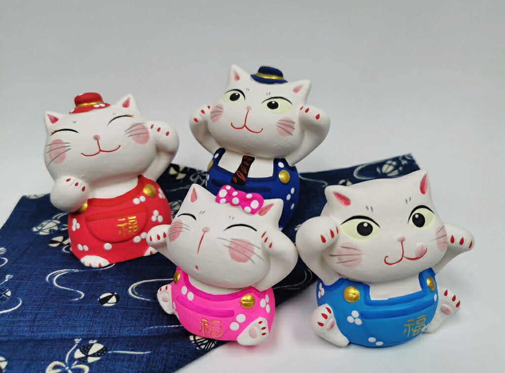 Rakuten - 招き猫　招き猫幸せ家族　全四種　動物　縁起物　開運招福　置物　贈り物　お土産　プレゼント