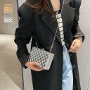 華やかでキュートなキルティングデザインクラッチバッグ パーティーバッグ ショルダーバッグ チェーンバッグ きれいめ トレンド カジュアル 結婚式 お呼ばれ