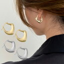 エッジを効かせた雰囲気を演出するボリュームデザインフープピアス 両耳用 シルバー ゴールド シンプル 大人 きれいめ カジュアル トレンド おしゃれ 結婚式 フォーマル オフィス 夏 韓国ファッション
