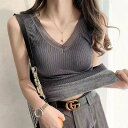 レースデザインが上品なカップ付き裏起毛タンクトップ Vネック インナー ノンワイヤー オシャレ 防寒 裏ボア ストレッチ