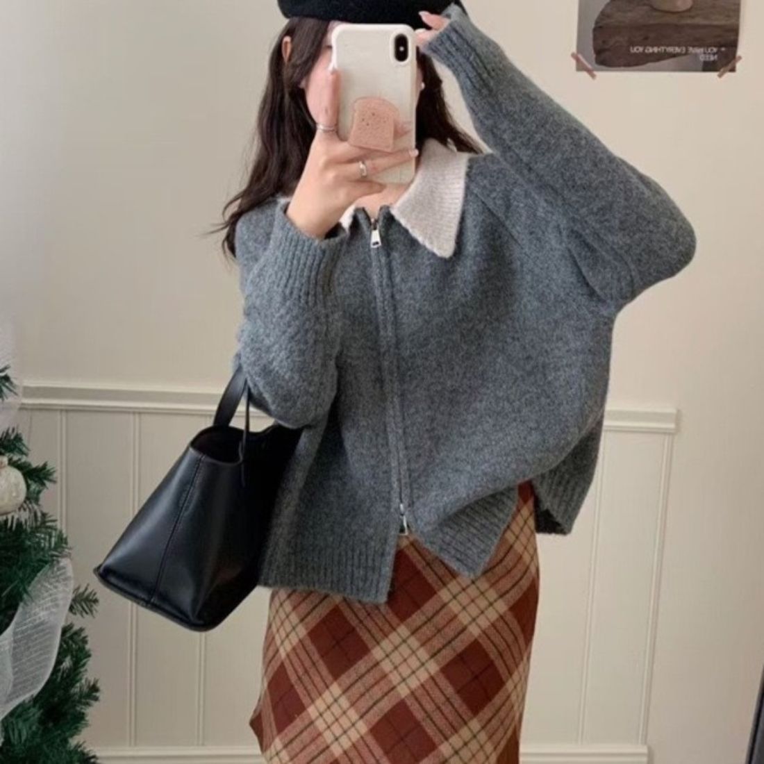 主役ニット！ダブルジップ ニットカーディガン ポロ衿デザイン 大人カジュアル 秋冬ファッション きれいめコーデ 着回しアイテム トレンドスタイル スタイリッシュコーデ ダブルジップポロ衿ニットカーディガン カーディガン ニット 襟付き ジップ ニット 配色