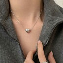 デイリーユースに最適なシンプルなハートモチーフネックレス シルバー 大人可愛い きれいめ カジュアル トレンド 韓国 通勤 食事会