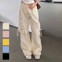 ボリュームたっぷりワイドパンツ パンツ ワイドパンツ ミリタリーカーゴパンツ ゆったり ウエストゴム 大きめポケット ストリート カジュアル アクティブ レジャー おでかけ レディース