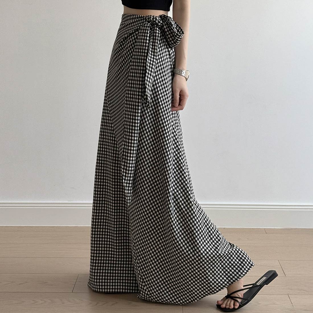 秋冬も大人っぽさをプラスロングチェックスカート 秋冬ファッション 大人カジュアル トレンドアイテム きれいめコーデ 着回しコーデ シックコーデ ナチュラルスタイル フェミニンコーデ