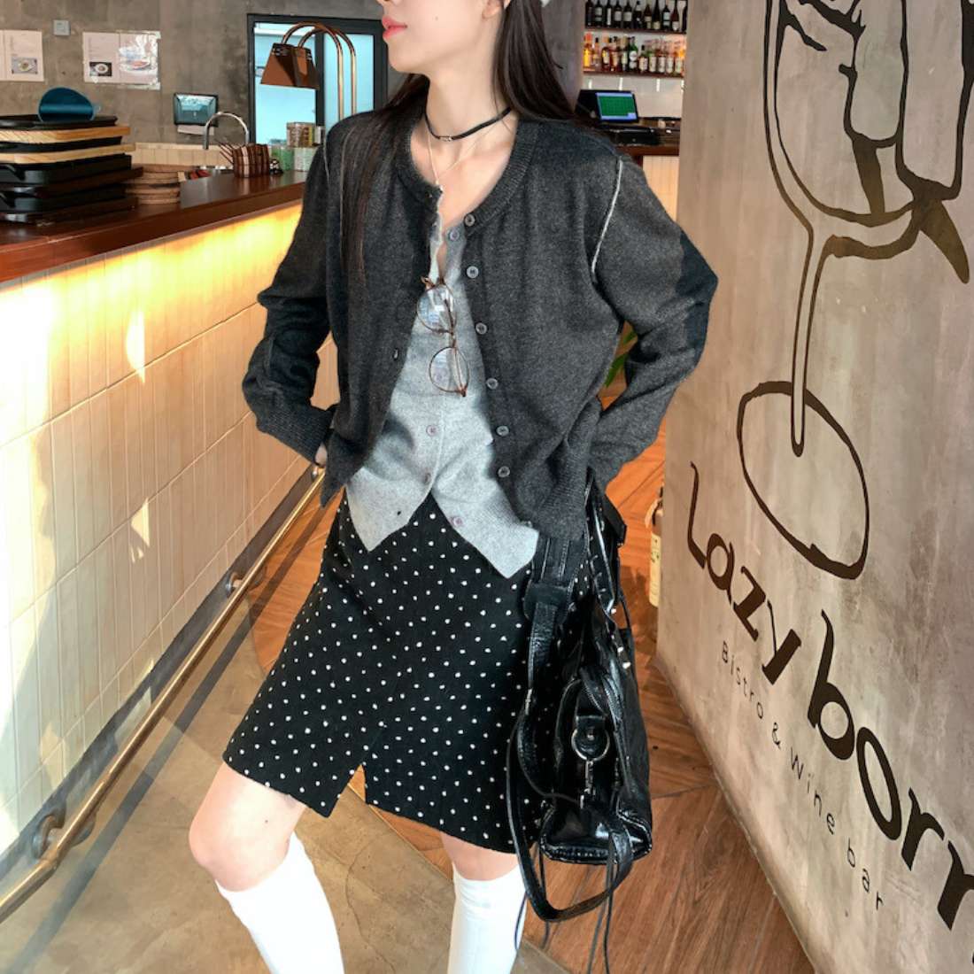 大人ガーリー軽やかドットスカート ボトム ミディアム丈 膝上 ミニ丈 スタイルアップ スカート フェミニン 大人かわいい おしゃれ 華やか 上品 軽やか 薄手 裏地付き 後ろチャック ファスナー ガーリー トレンド