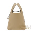 エルメス ピコタン バッグ（レディース） エルメス　ピコタンロック18/PM　トレンチ　トリヨンクレマンス　シルバー金具　HERMES　Picotin Lock bag 18/PM　Trench　Clemence leather　Silver hardware