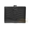 エルメス ベアンコンパクトモノクローム ソーブラック ブラック クロコダイル アリゲーターマット ブラック金具HERMES Bearn compact Mono...