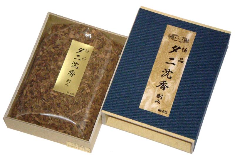 玉初堂のお香 極品タニ沈香 刻み 化粧箱(布貼)入 #425