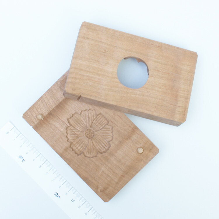 上生菓子用 木型 No35 秋桜 ※受注生産のためお届けまでに1か月程度お時間を頂戴致します。