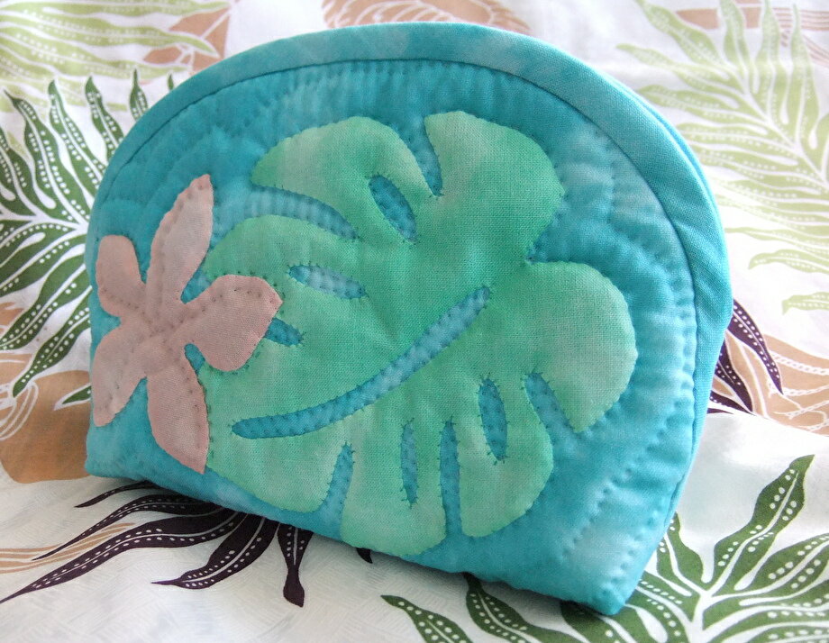 【ハンドメイド作品】ハワイアンキルトハンドメイドポーチ