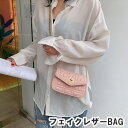 レディース バック ショルダー bag バッグ 韓国ファッション 春 ファッション トレンド シンプル スモールスクエアバッグ シングル パステルカラー ブラック ピンク ホワイト