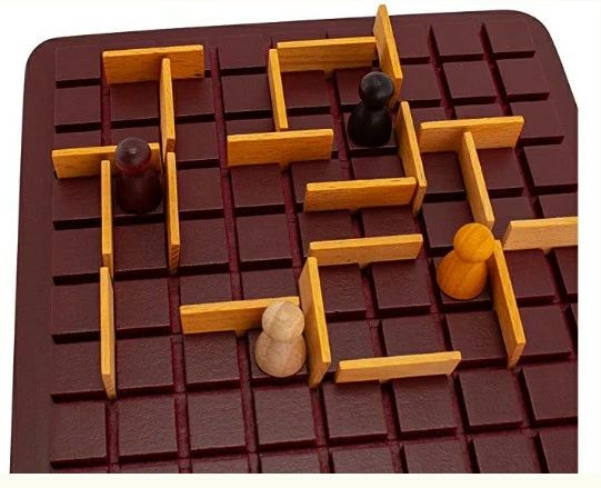 コリドール ミニ テーブルゲーム 木製 ボードゲーム おもちゃ 知育 玩具 子供 脳トレ ゲーム フランス26cm*26cm