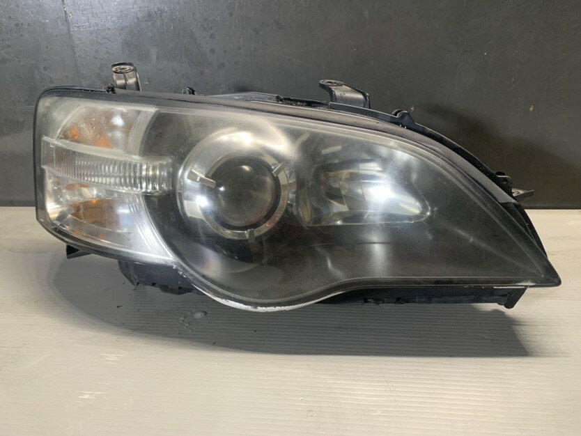 スバル レガシィ アウトバック 2.5i C型 前期(BP9 BP9C5TL MHH) 純正 コイト 破損無 動作保証 右 ヘッドライト HID バラスト キセノン ヘッドランプ 100-20791 p051737 中古20250111