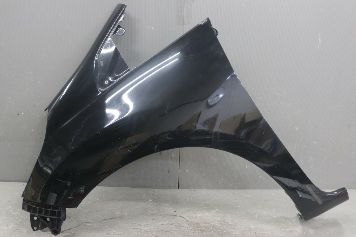 ホンダ フィット ハイブリッド 前期(GP1) 純正 破損無 左前 フェンダーパネル 左フロント p060262 中古20260109