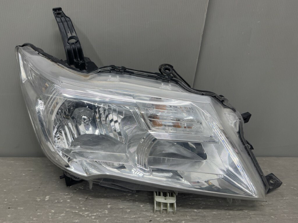 Rakuten - セレナ ハイウェイスター 寒冷地 前期(FC26 C26) 純正 コイト 破損無 動作保証 右 ヘッドライト ハロゲン ヘッドランプ 100-23096 p051893 中古20250118