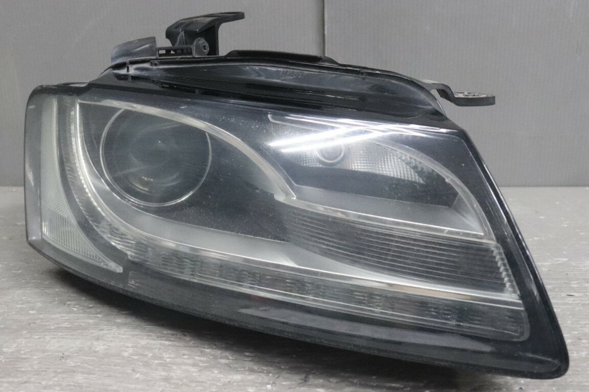 アウディ A5 2.0 TSFI クワトロ 前期(8TCDNF 8T B8) 純正 Valeo 破損無 動作保証 右 ヘッドライト HID バラスト レベ付 キセノン ヘッドランプ 8T0 941 004 AL 89317781 p052082 中古20250122
