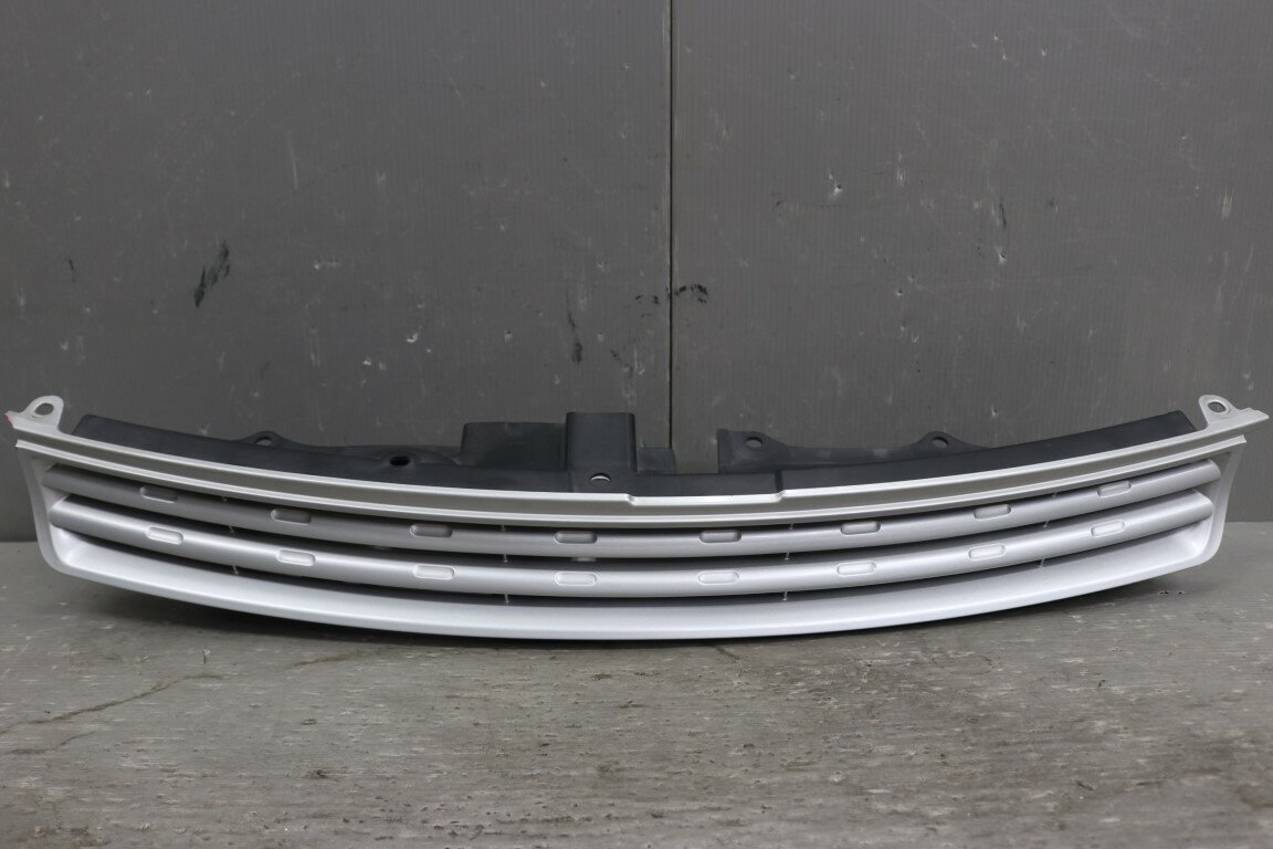 トヨタ ポルテ 150r(NNP11 NNP11-AGSGK) 純正 フロントグリル ラジエーターグリル p060433 中古20260122