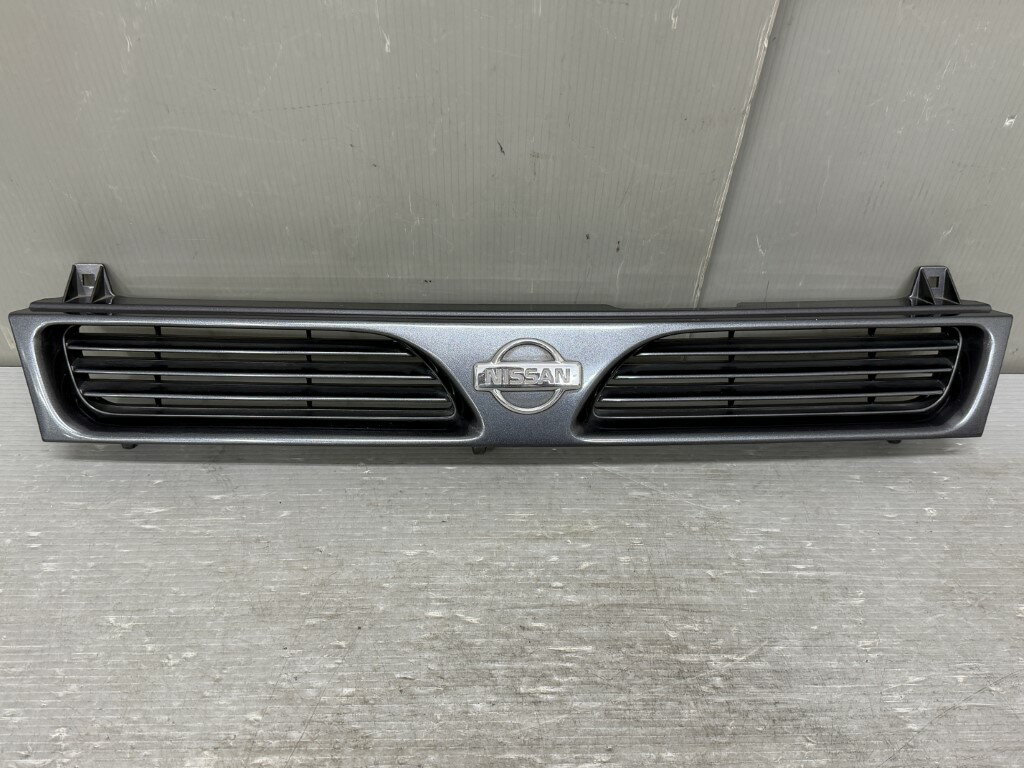 日産 パルサー M1 3ドア ハッチバック(FN14 N14) 純正 破損無 フロントグリル ラジエーターグリル KG2 62310 73C00 p060552 中古20260127