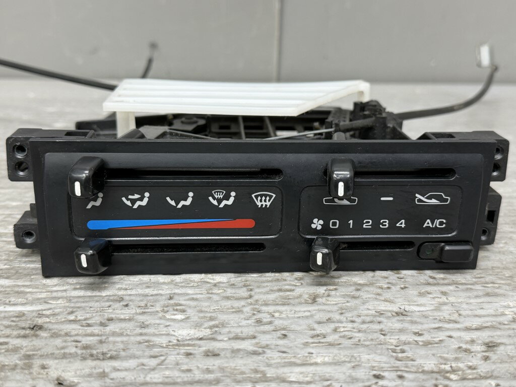 乐天商城 - 日産 パルサー M1 3ドア ハッチバック(FN14 N14) 純正 破損無 動作保証 エアコンスイッチ マニュアルエアコン レバータイプ 27510-50Y00 p060561 中古20260127