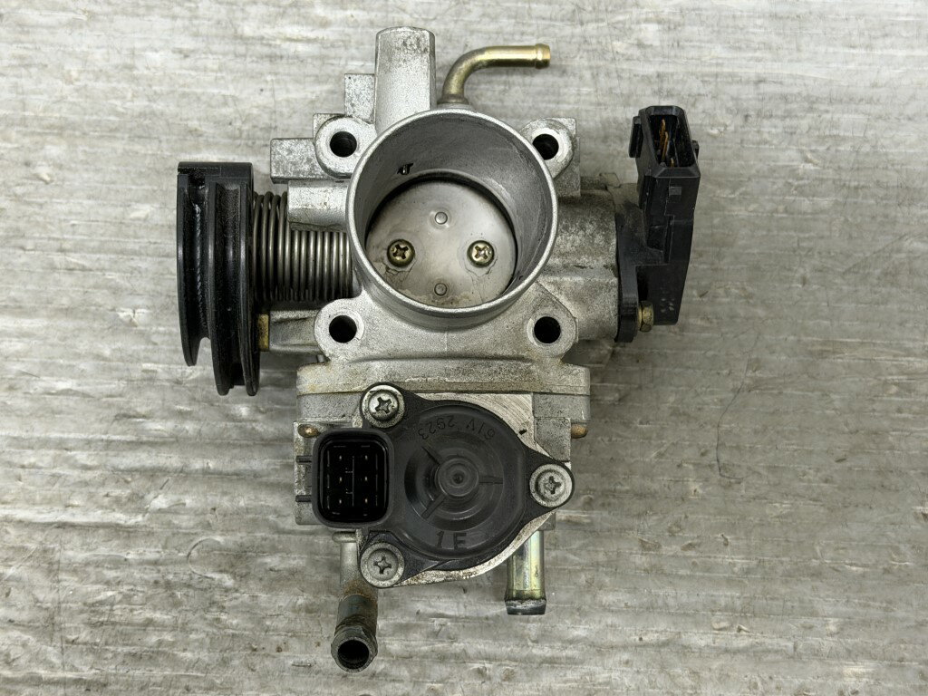 三菱 パジェロミニ アクティブフィールドエディション 中期 (H58A H58AMRPT7) 純正 スロットルボディ 破損無 動作保証 p060598 中古20260129