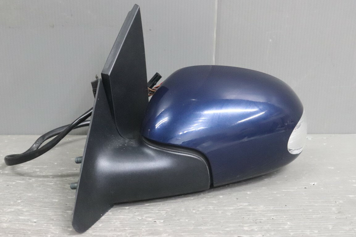 Rakuten - VW ニュービートル カブリオレ 右H 前期(1Y 1YAZJ 9C) 純正 破損無 動作保証 左 ドアミラー 電格 9P＋2P 9ピン＋2ピン ウィンカー付 紺色系 左 ミラー サイドミラー p052468 中古20250131