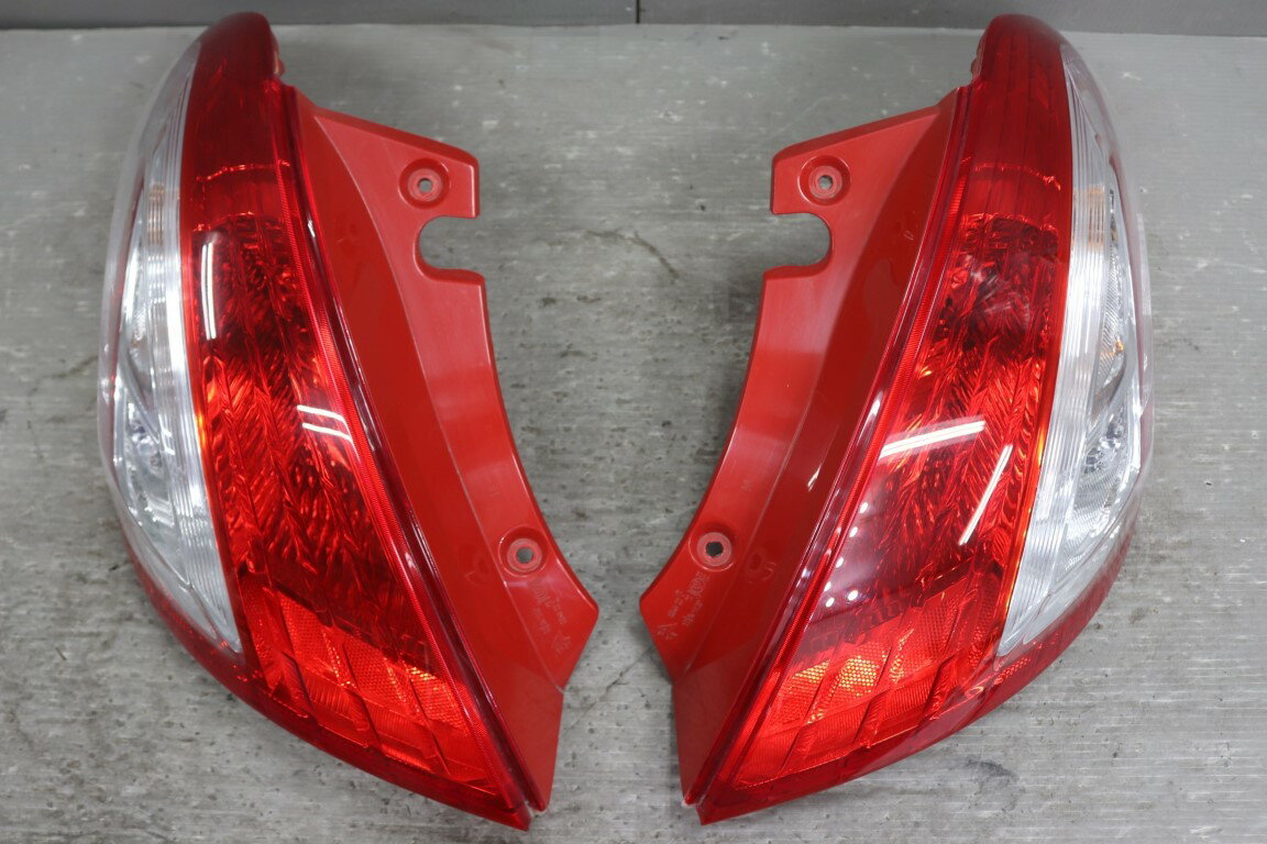 スイフト XS 前期(ZC72S VFSE-H) 純正 AL 破損無 動作保証 テールランプ 左右セット テールライト p060627 中古20260131