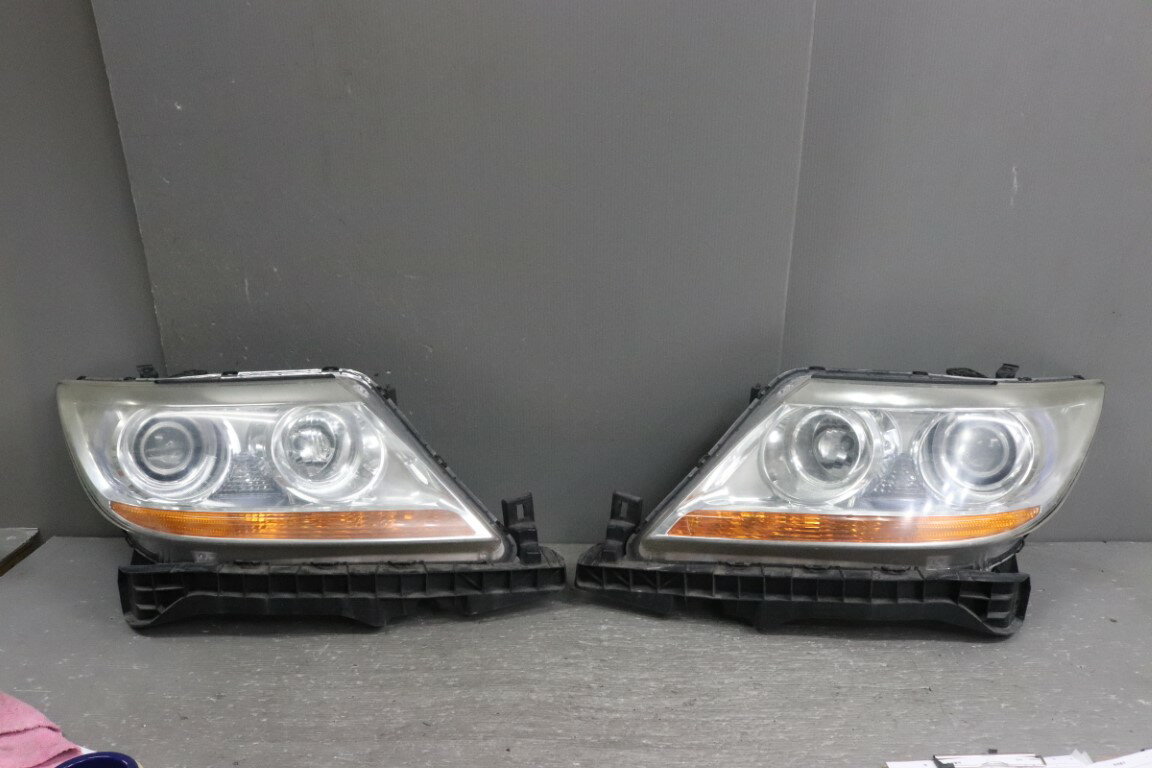 エリシオン プレステージ SG(RR5 RR1) 純正 スタンレー 破損無 動作保証 ヘッドライト HID バラスト レベ付 キセノン 左右セット ヘッドランプ P7040 p052644 中古20250208