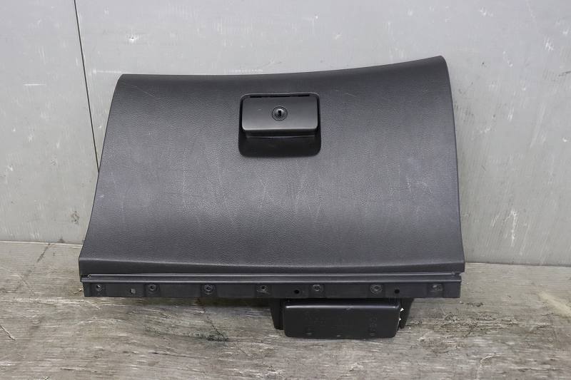 プジョー 307CC 右ハンドル 純正 取付OK グローブボックス 96 377 951 77 p031313 中古20230303