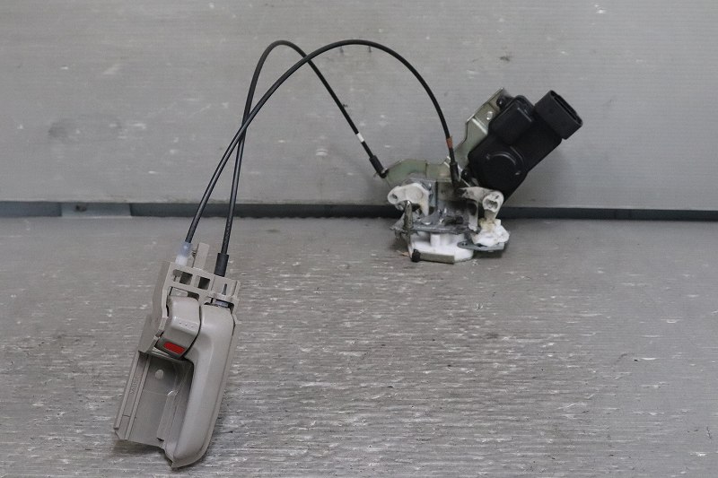 スクラム ハイルーフ PC 3型(DG64V) 純正 ANSEI 破損無 取付OK 動作保証 フロント 右 ドアロックアクチュエーター 右前 B75-R D41 p044556 中古20240321