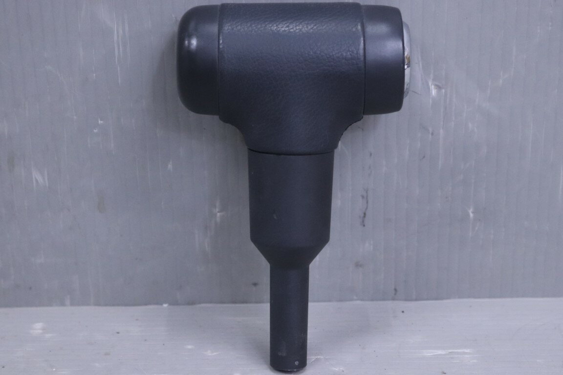 VW ニュービートル 2.0 右H 後期(9CAZJ 9C) 純正 破損無 シフトノブ シフトレバー p060820 中古20260214
