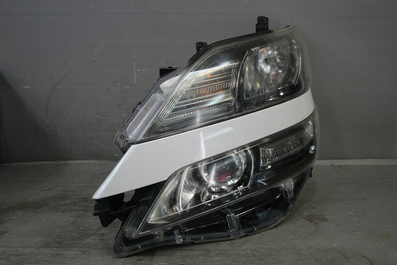 20ヴェルファイア 前期3.5 AFS付 純正ヘッドライト 左右セット
