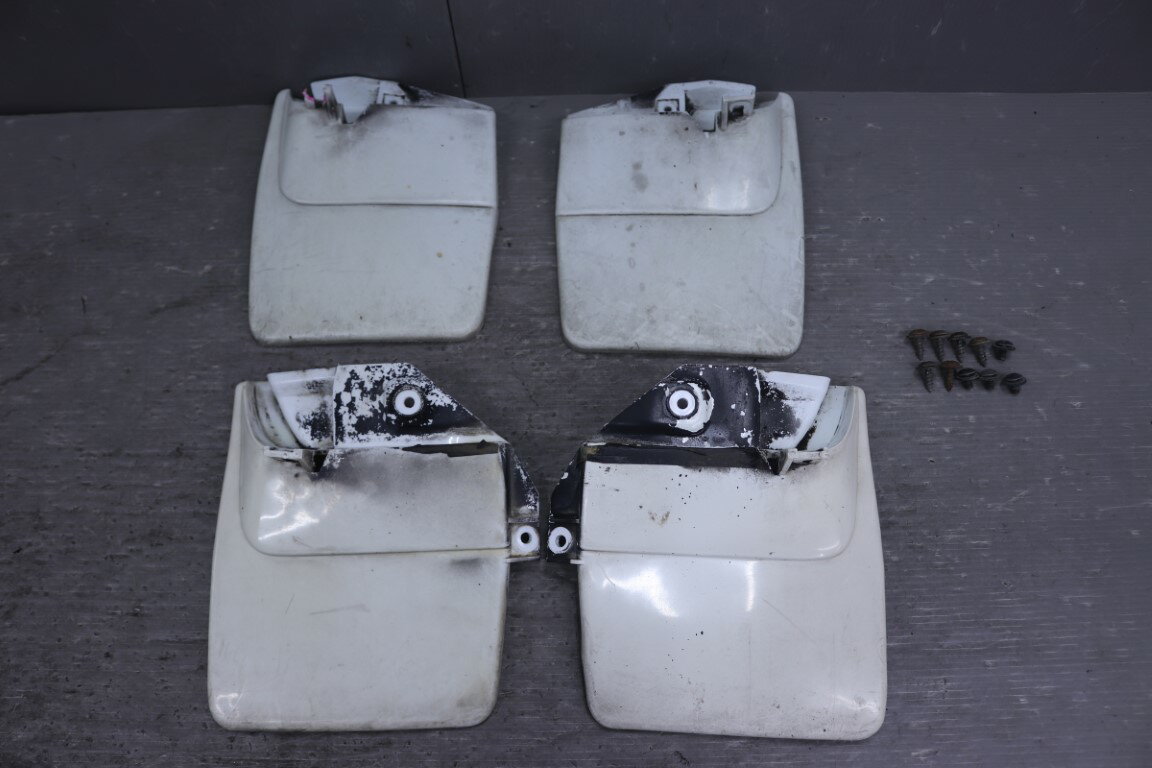 スズキ エブリィ ジョイポップ ハイルーフ 4WD MT 7型(DB51V EPXQ-SA7) 純正 マッドガード 泥除け 1台分セット 26U p060925 中古20260220