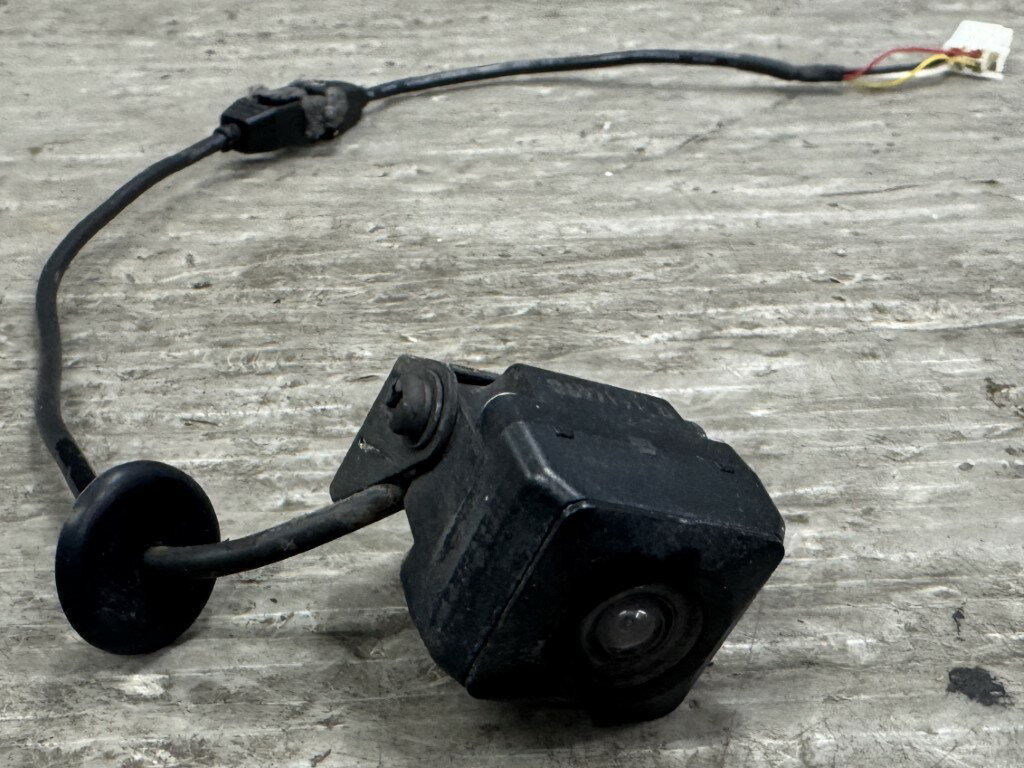 エスティマ アエラス Sパッケージ 前期(GSR50 GSR50W-GFTSK(R)) 純正 破損無 動作保証 バックカメラ リアカメラ p061052 中古20260302