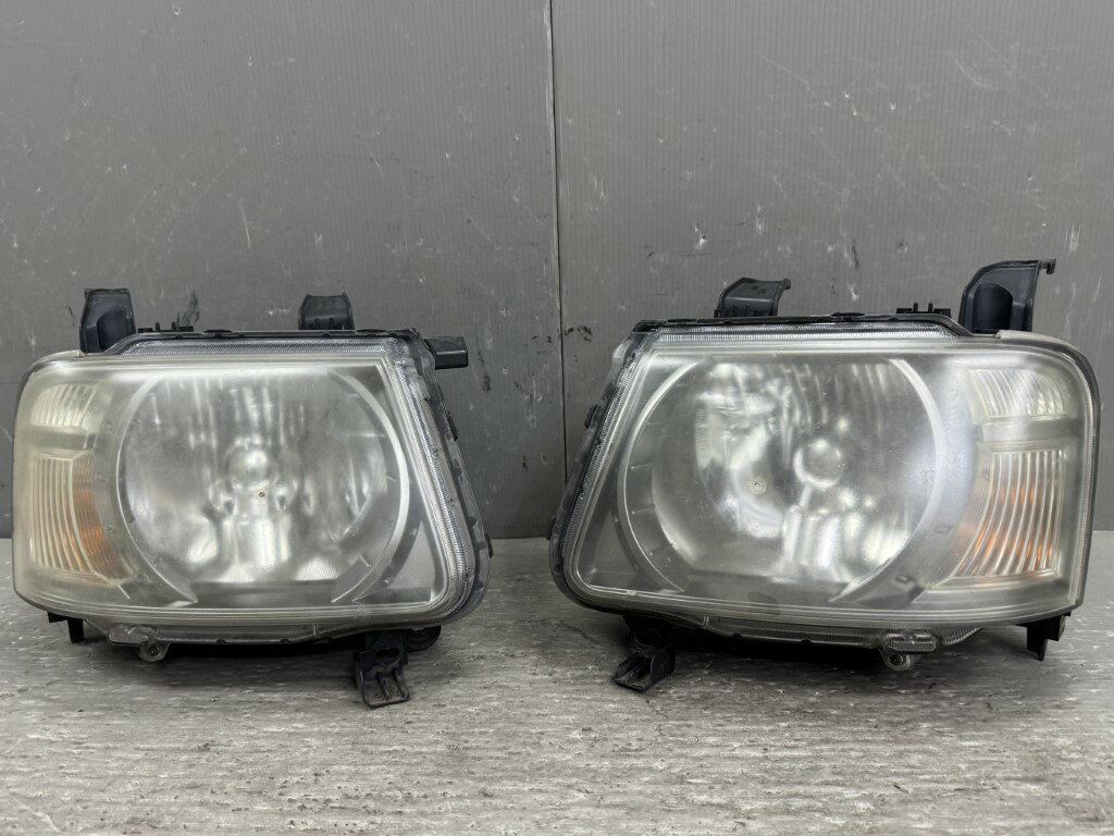 Rakuten - EK アクティブ SP カラーE V(H81W) 純正 スタンレー 破損無 動作保証 ヘッドライト HID バラスト レベ キセノン 左右 P4591 p061055 中古20260302